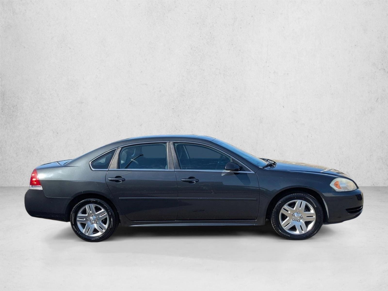 2013 Chevrolet Impala LT photo 4