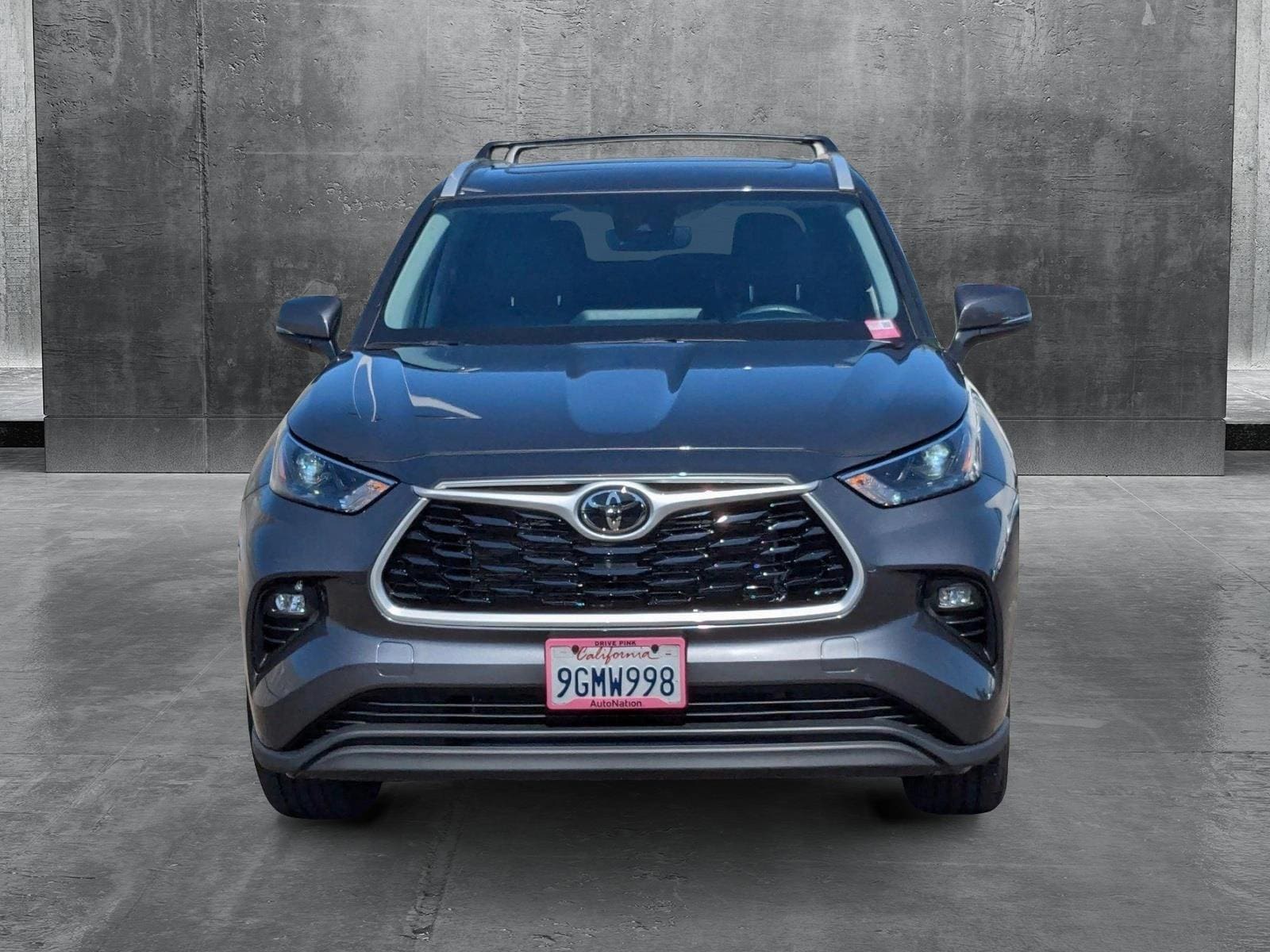 Used 2023 Toyota Highlander XLE with VIN 5TDKDRBH0PS033771 for sale in Roseville, CA