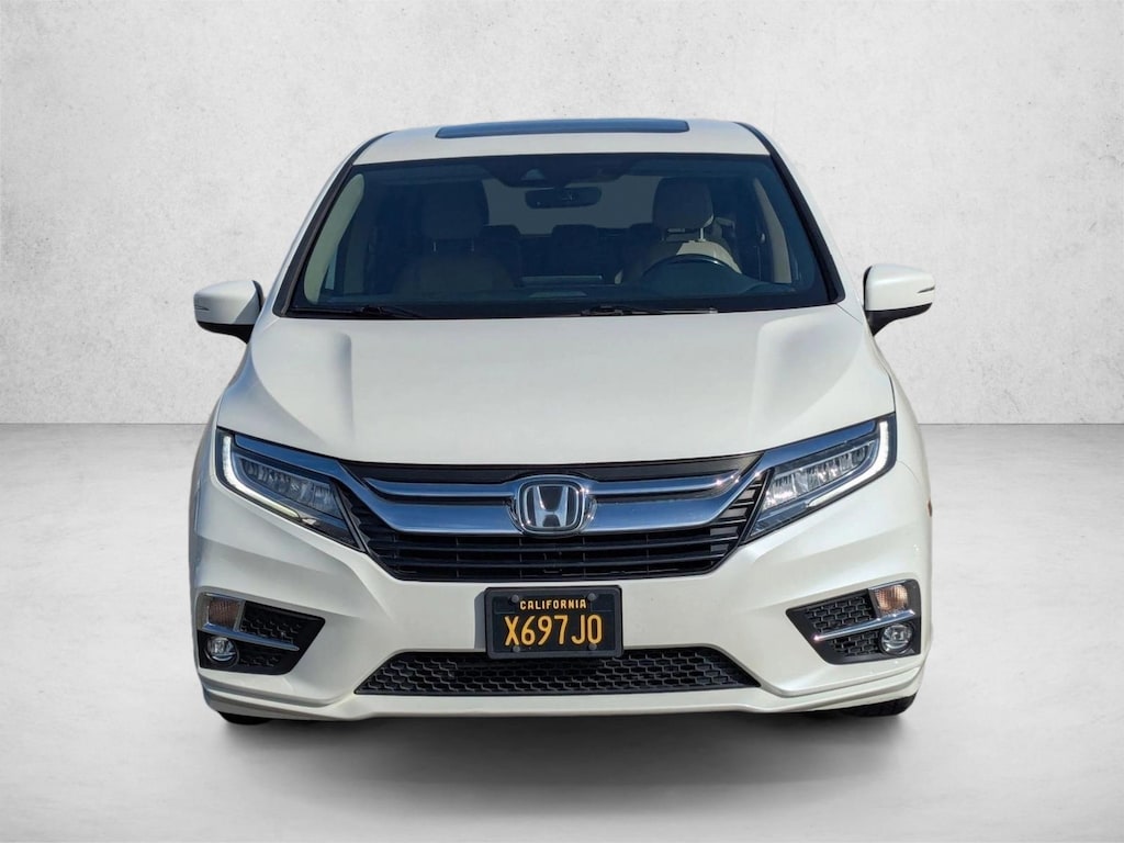 Certified 2018 Honda Odyssey Touring Van
