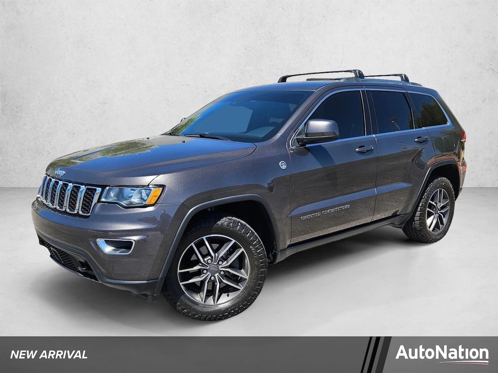 Used 2020 Jeep Grand Cherokee Laredo SUV