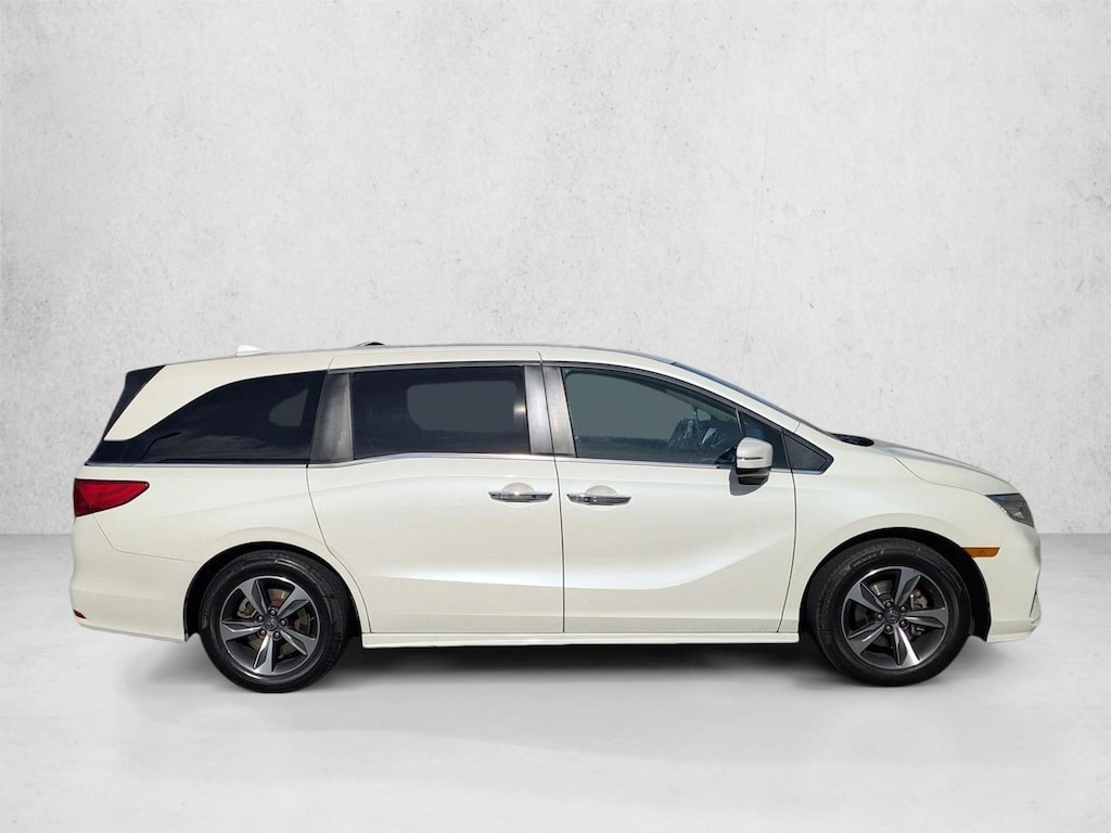Certified 2018 Honda Odyssey Touring Van