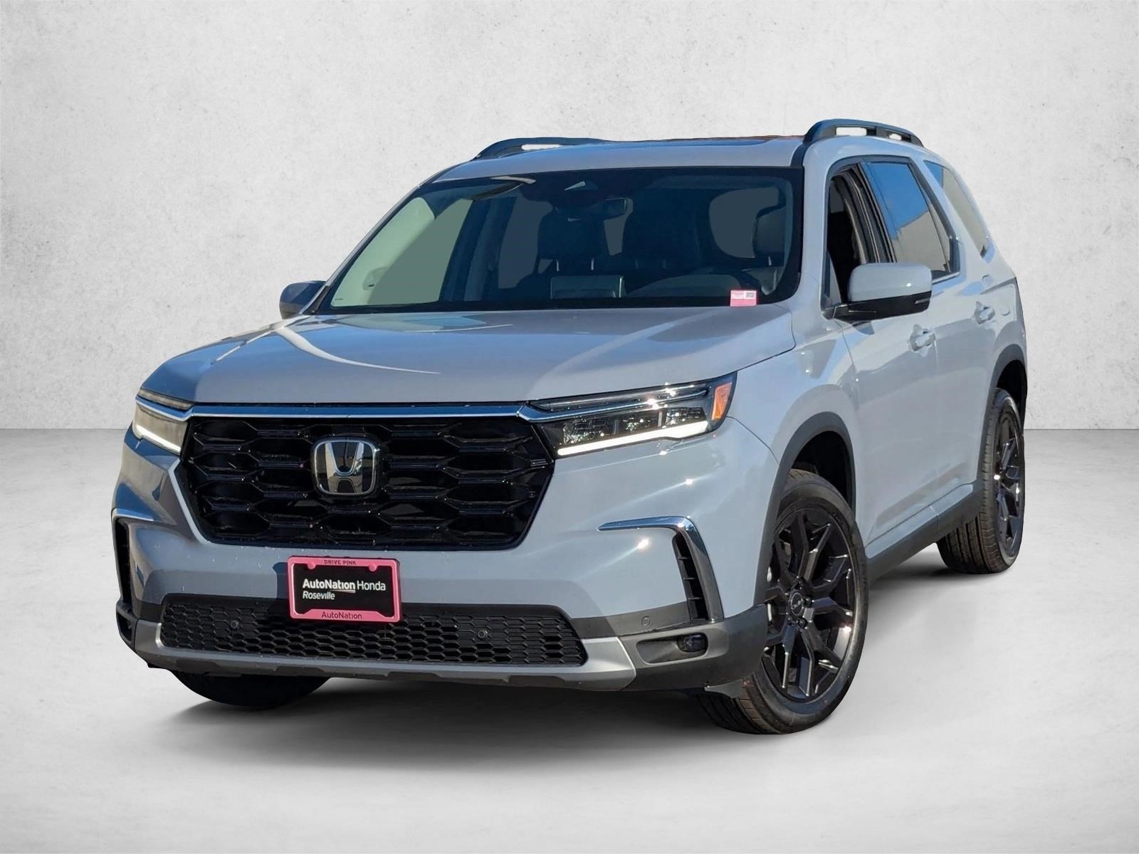2025 Honda Pilot Touring's photo