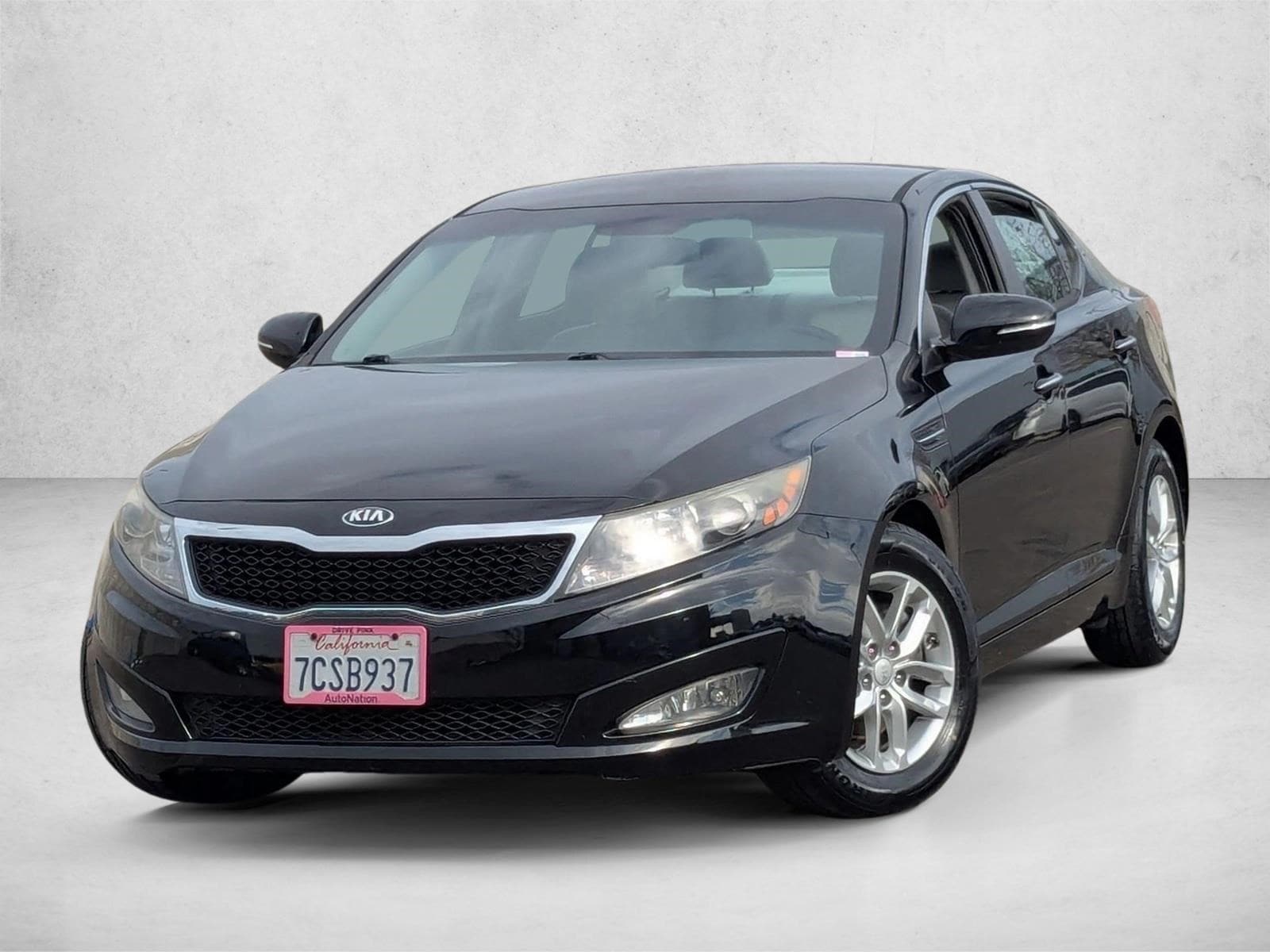 2013 Kia Optima LX's photo