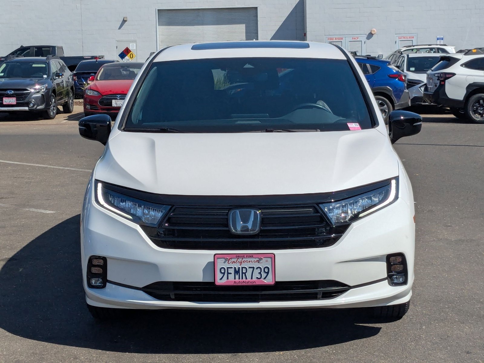2023 Honda Odyssey Sport photo 2