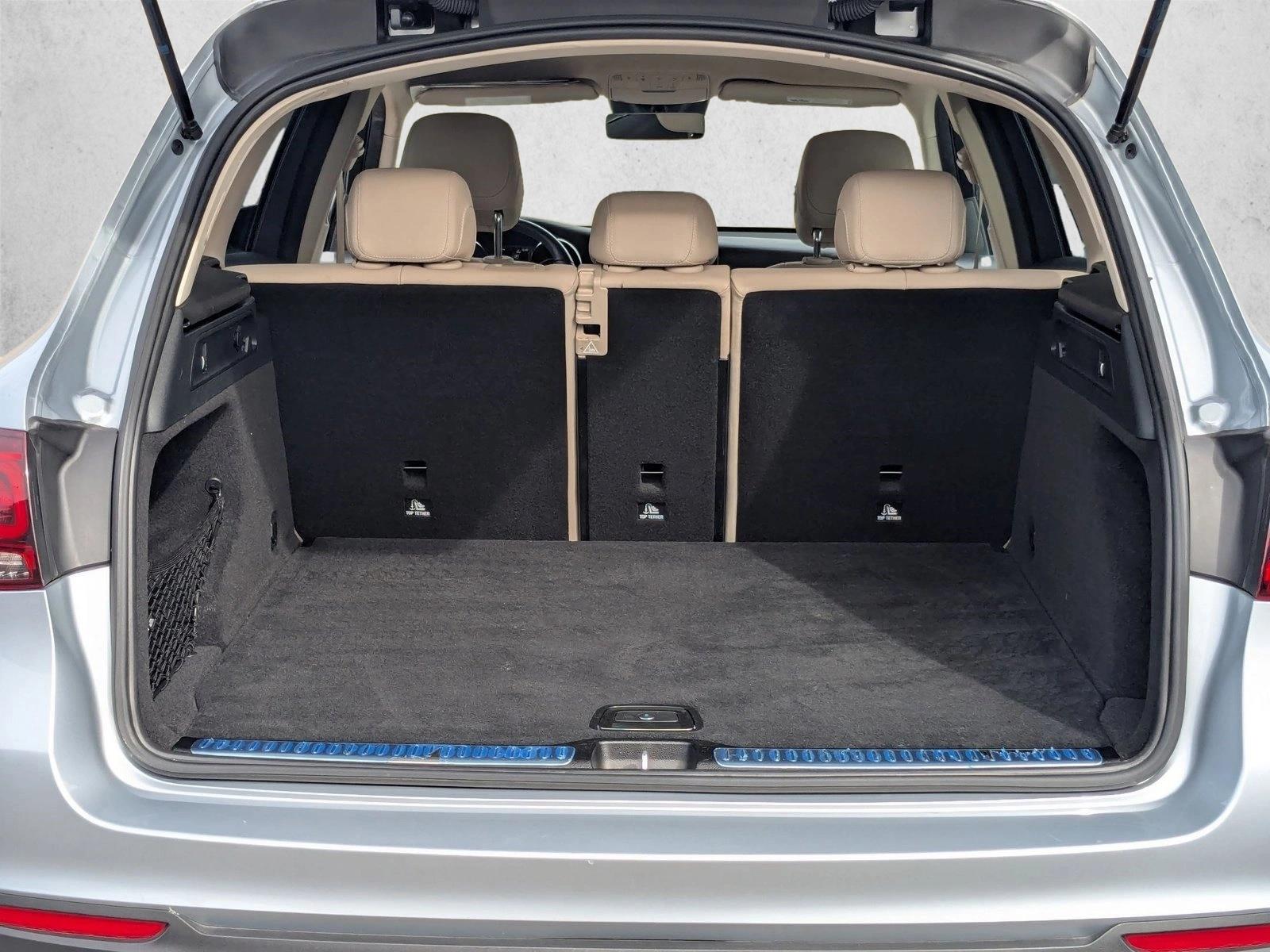 2022 Mercedes-Benz GLC 300 4MATIC photo 6