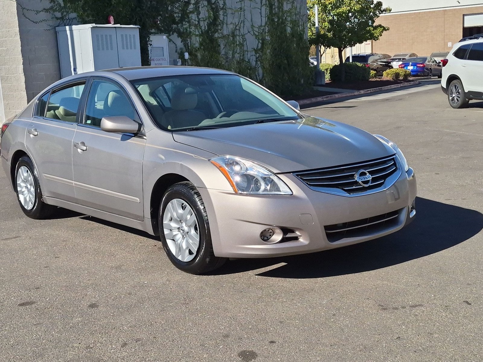 Used 2012 Nissan Altima 2.5 S Sedan