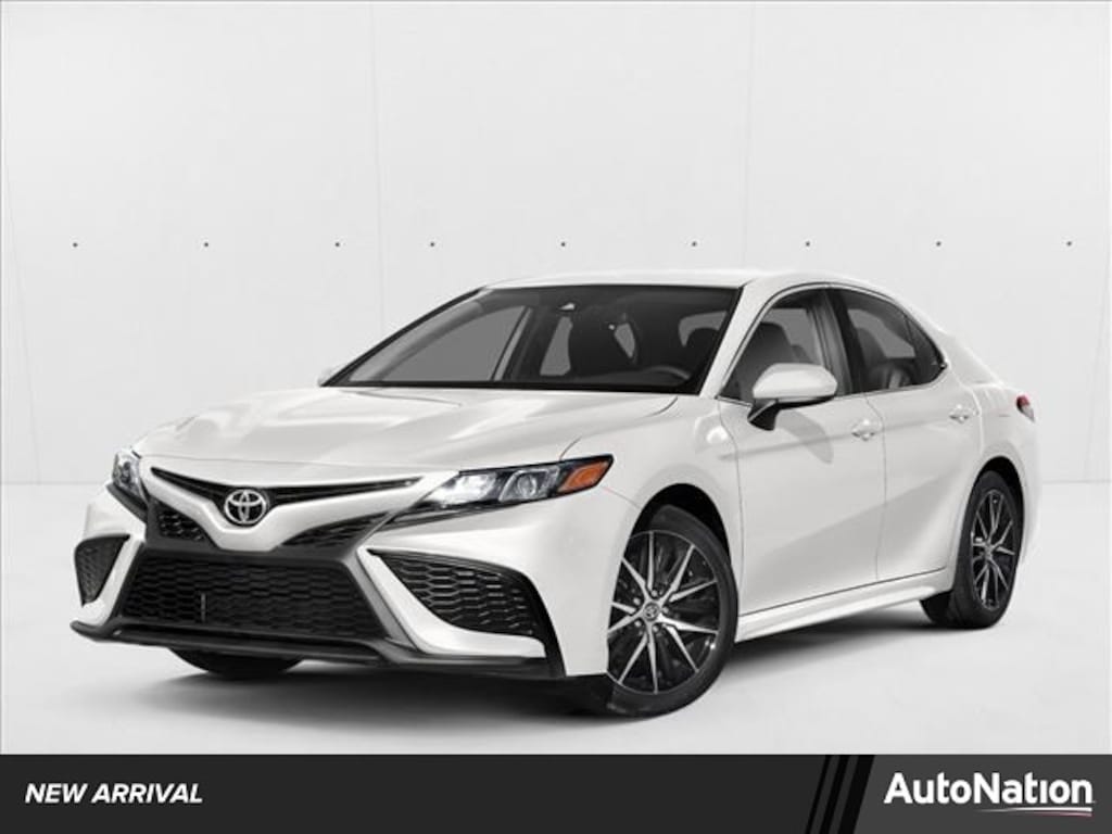 Used 2021 Toyota Camry SE Sedan