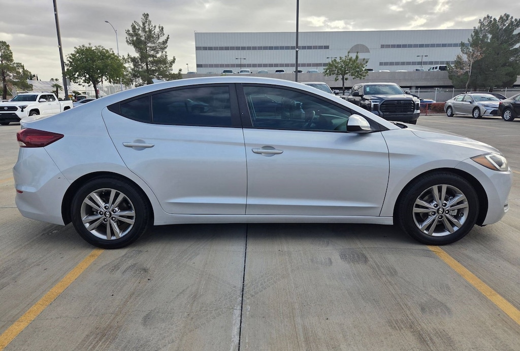 Used 2018 Hyundai Elantra SEL Sedan