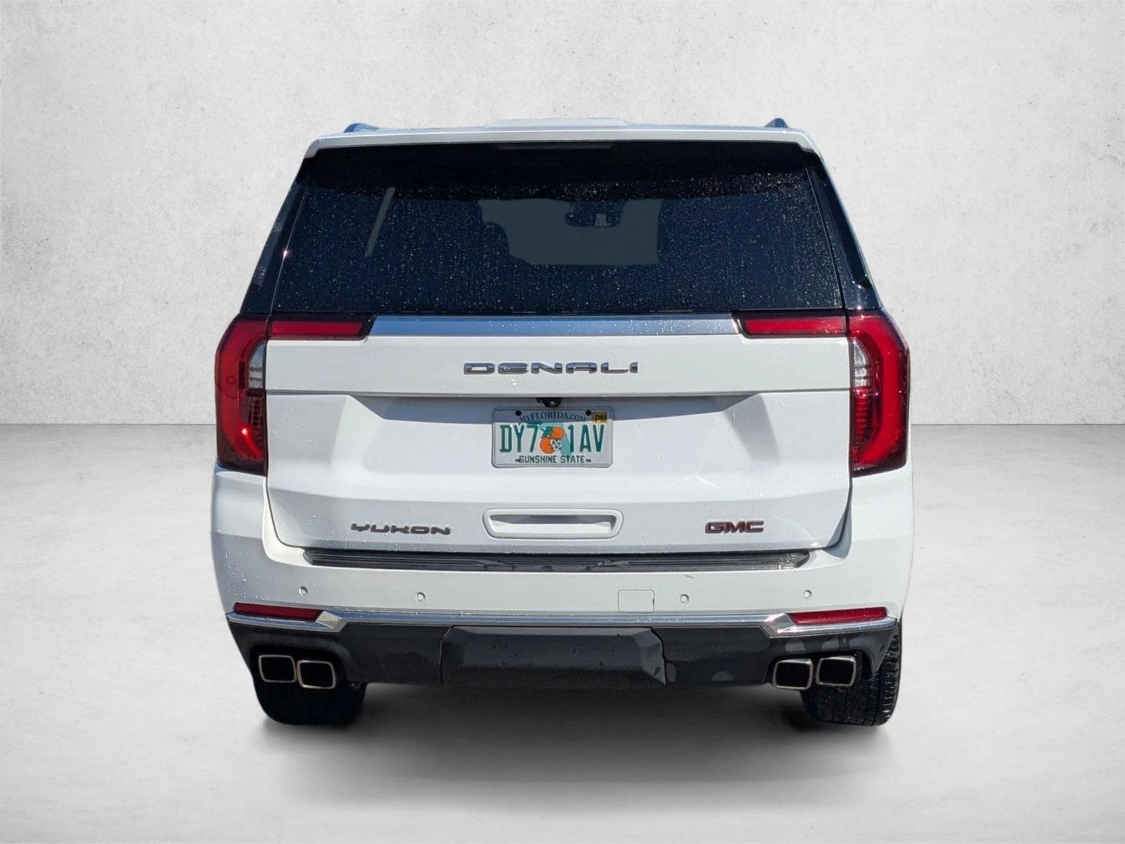 2025 GMC Yukon Denali photo 6