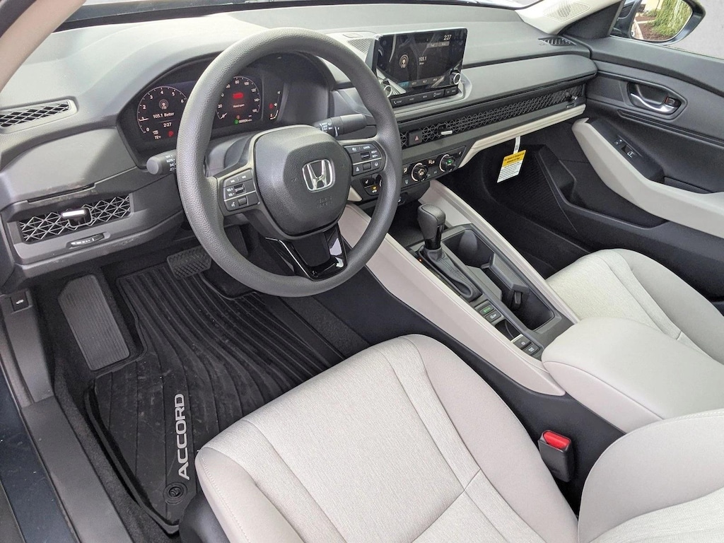 New 2025 Honda Accord SE Sedan