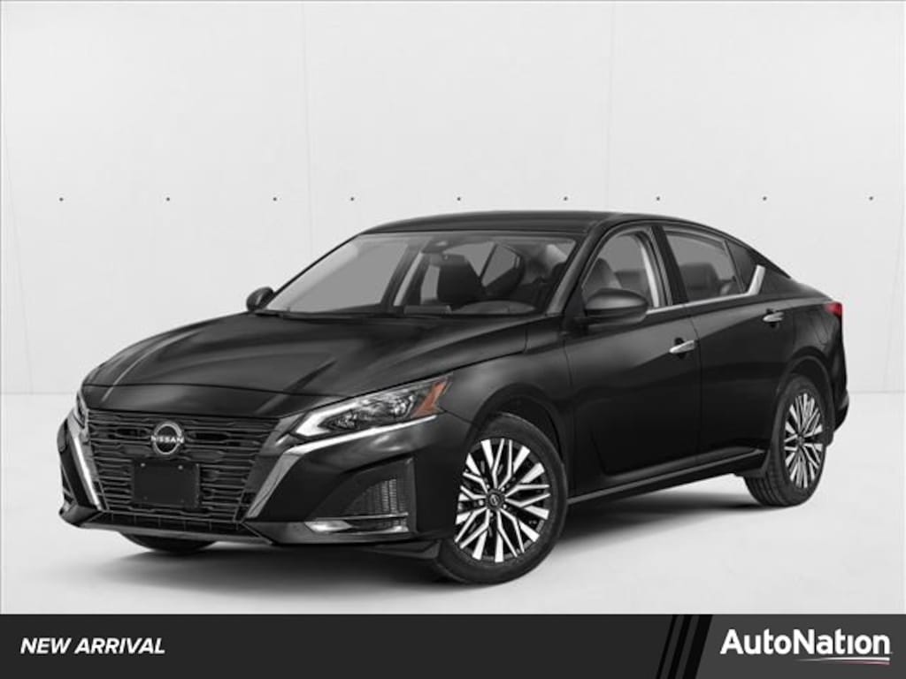 Used 2024 Nissan Altima 2.5 SV Sedan