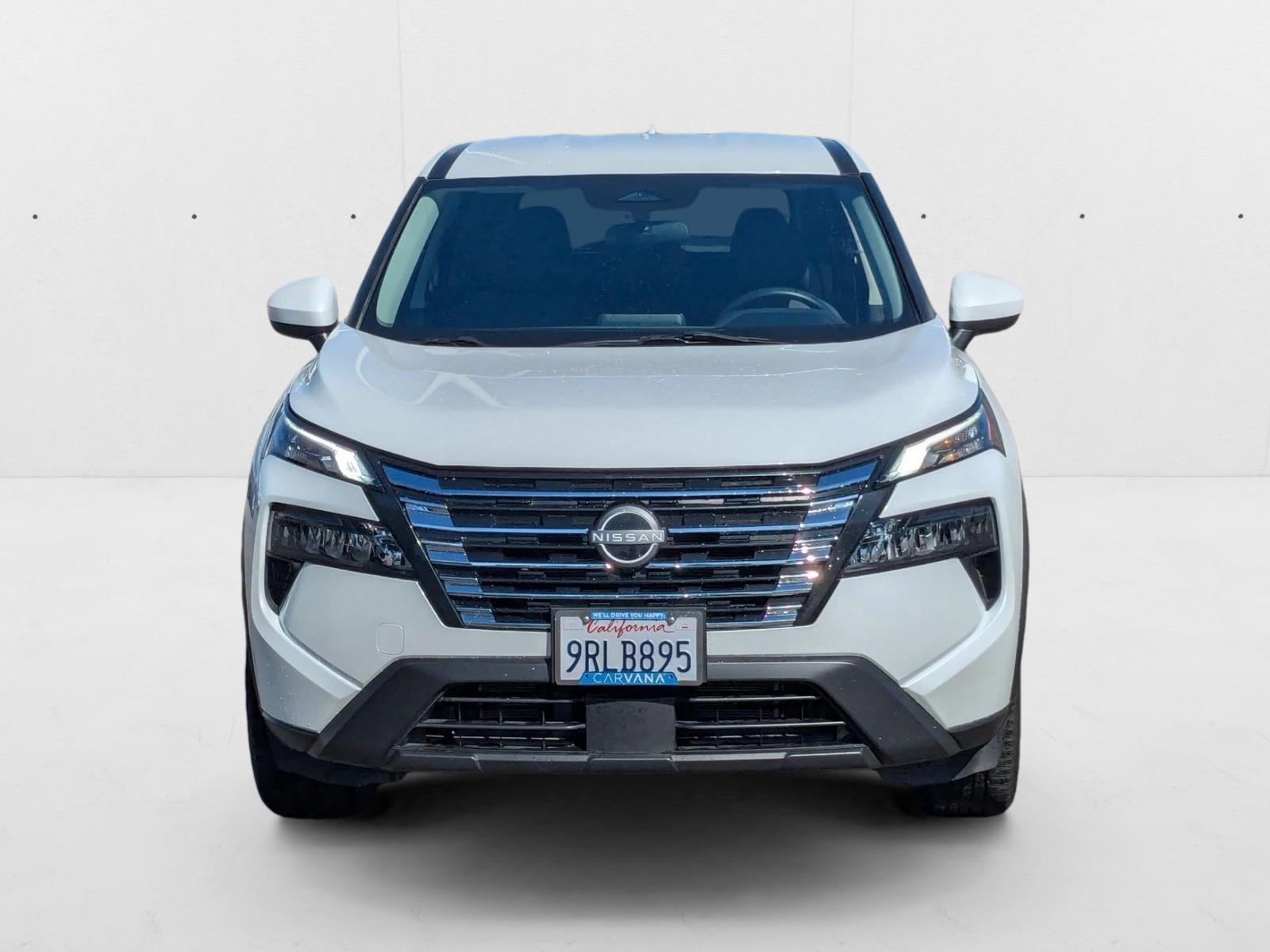 2024 Nissan Rogue SV photo 2