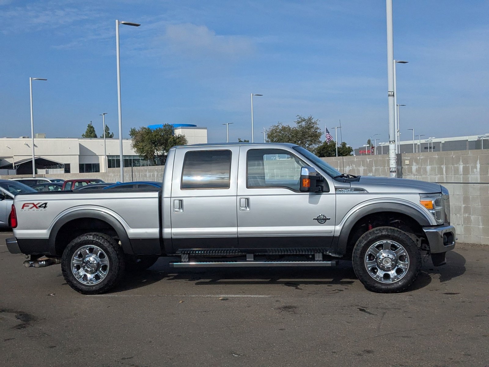 2015 Ford F-250 XLT photo 4