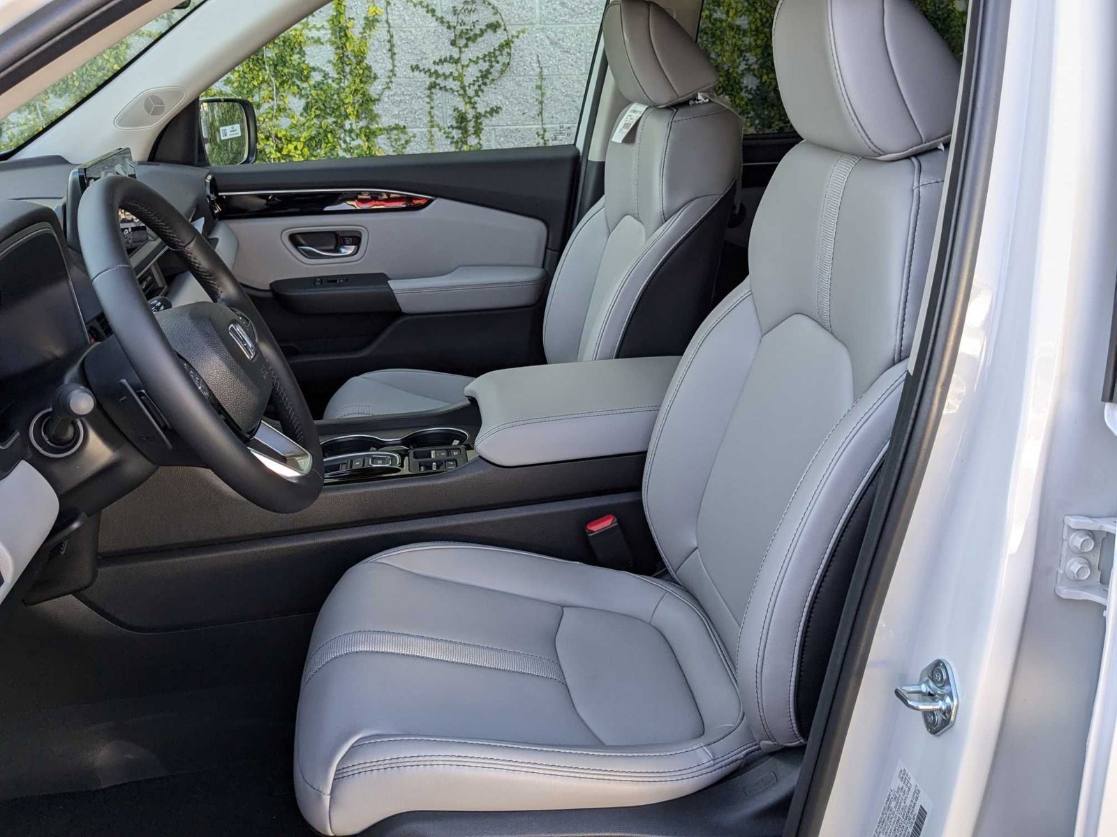 2025 Honda Pilot EX-L photo 4