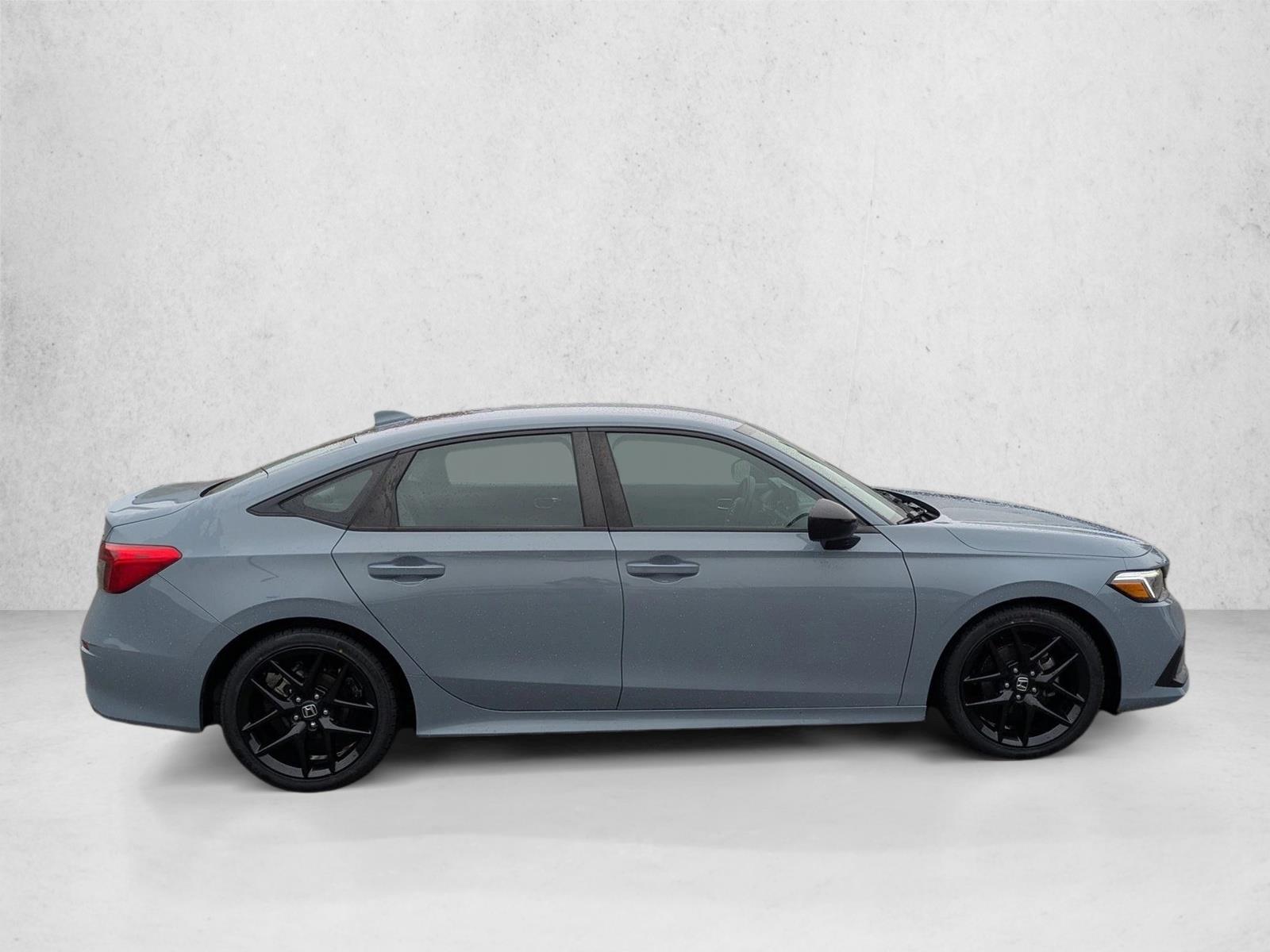 2023 Honda Civic Sport photo 3