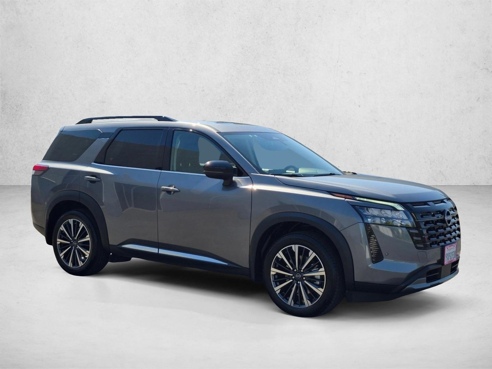 Used 2026 Nissan Pathfinder Platinum SUV