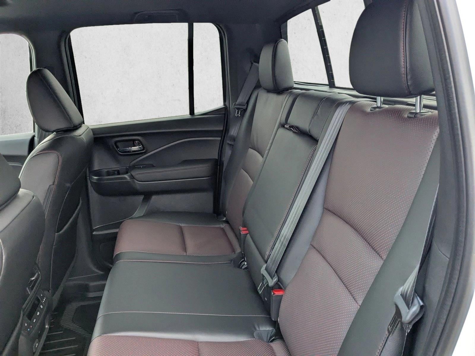 2026 Honda Ridgeline Black Edition - Photo 17