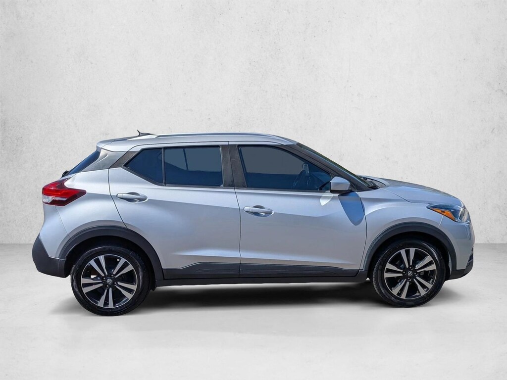 Used 2019 Nissan Kicks SV SUV