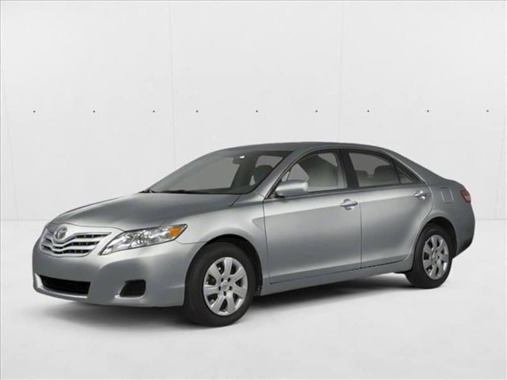 Used 2010 Toyota Camry SE Sedan