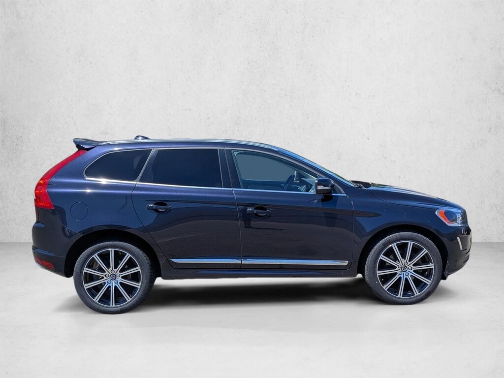 Used 2017 Volvo XC60 T6 AWD Inscription SUV