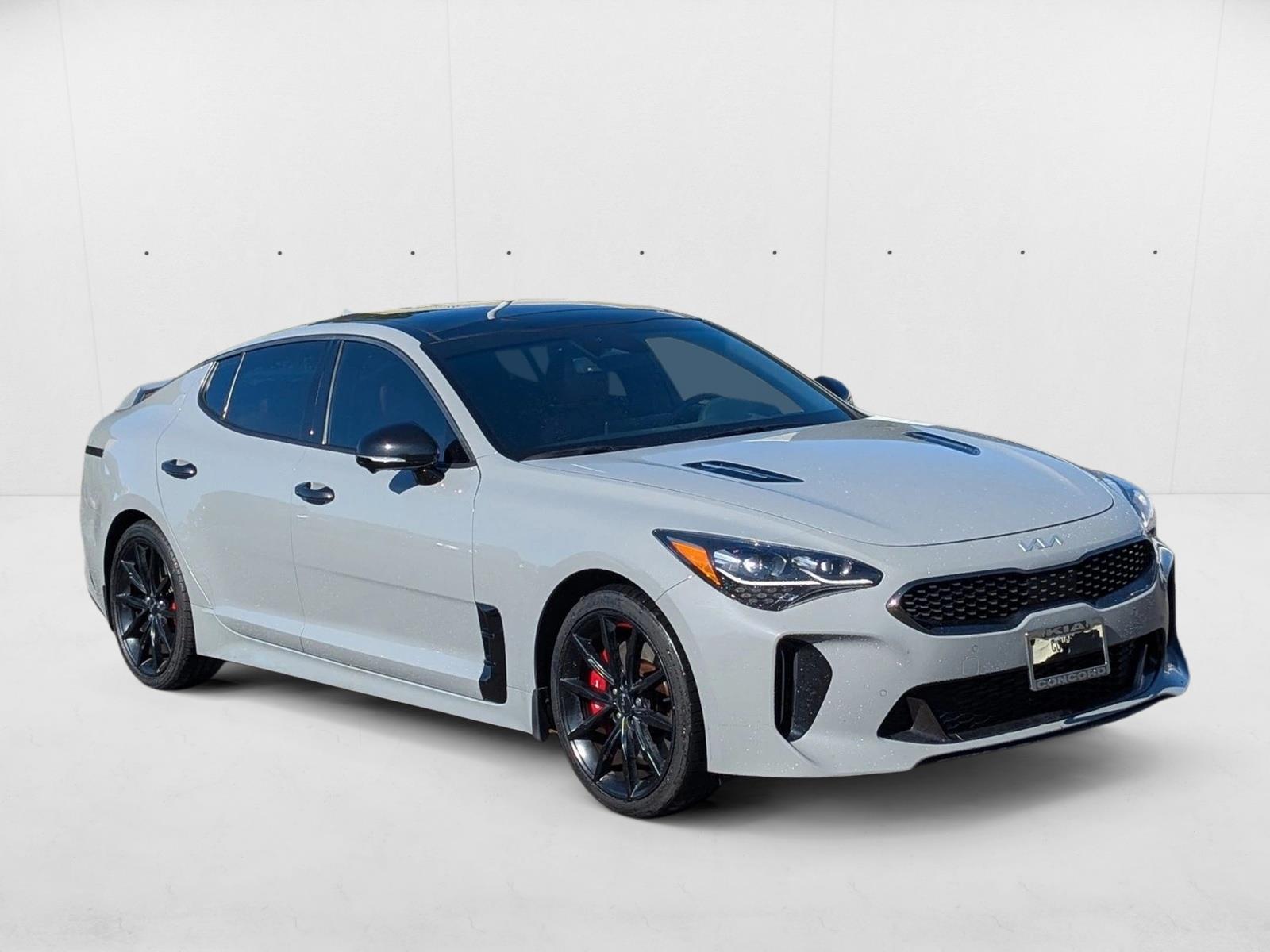 2022 Kia Stinger GT2 photo 3