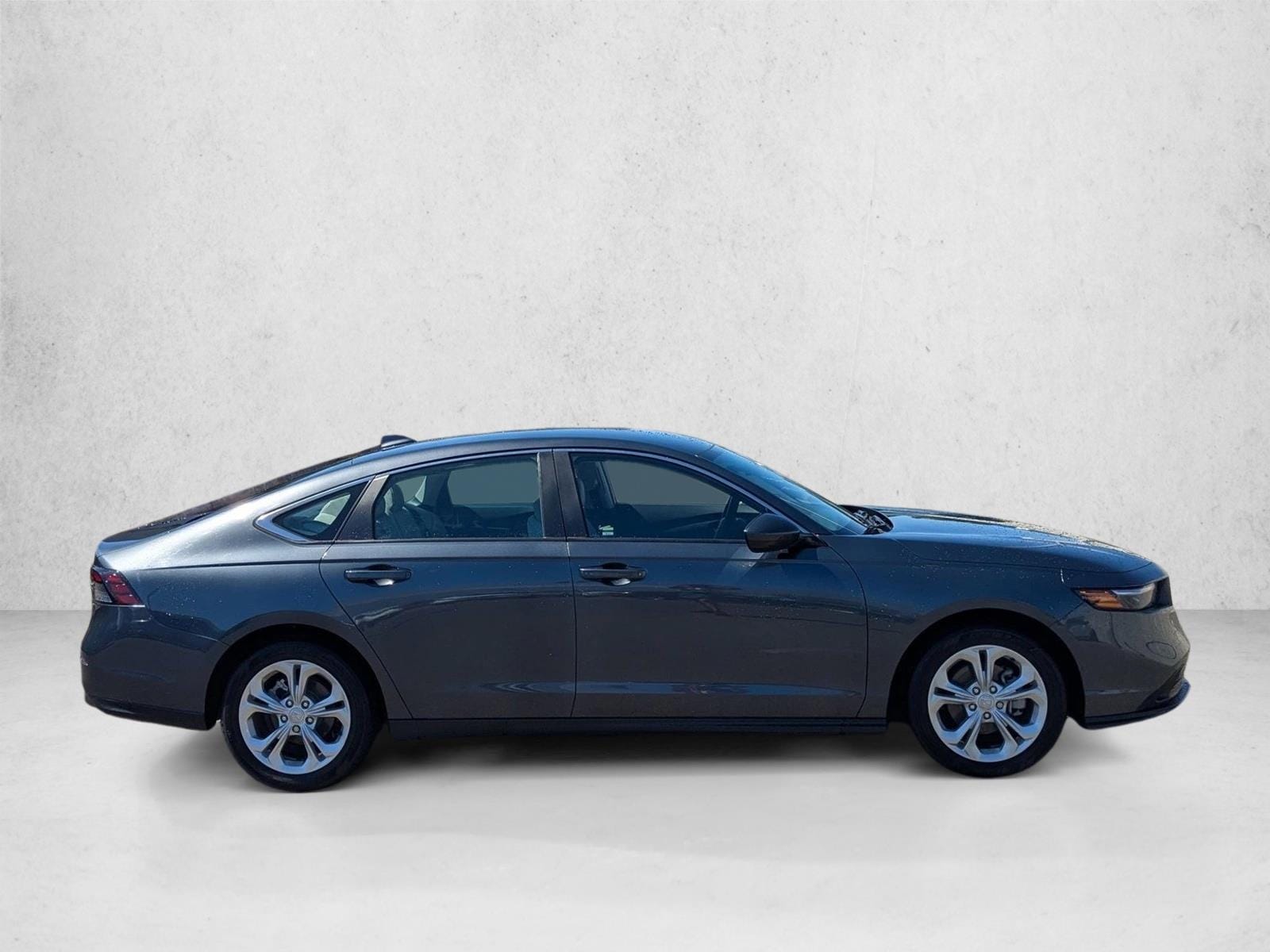 2024 Honda Accord LX photo 4