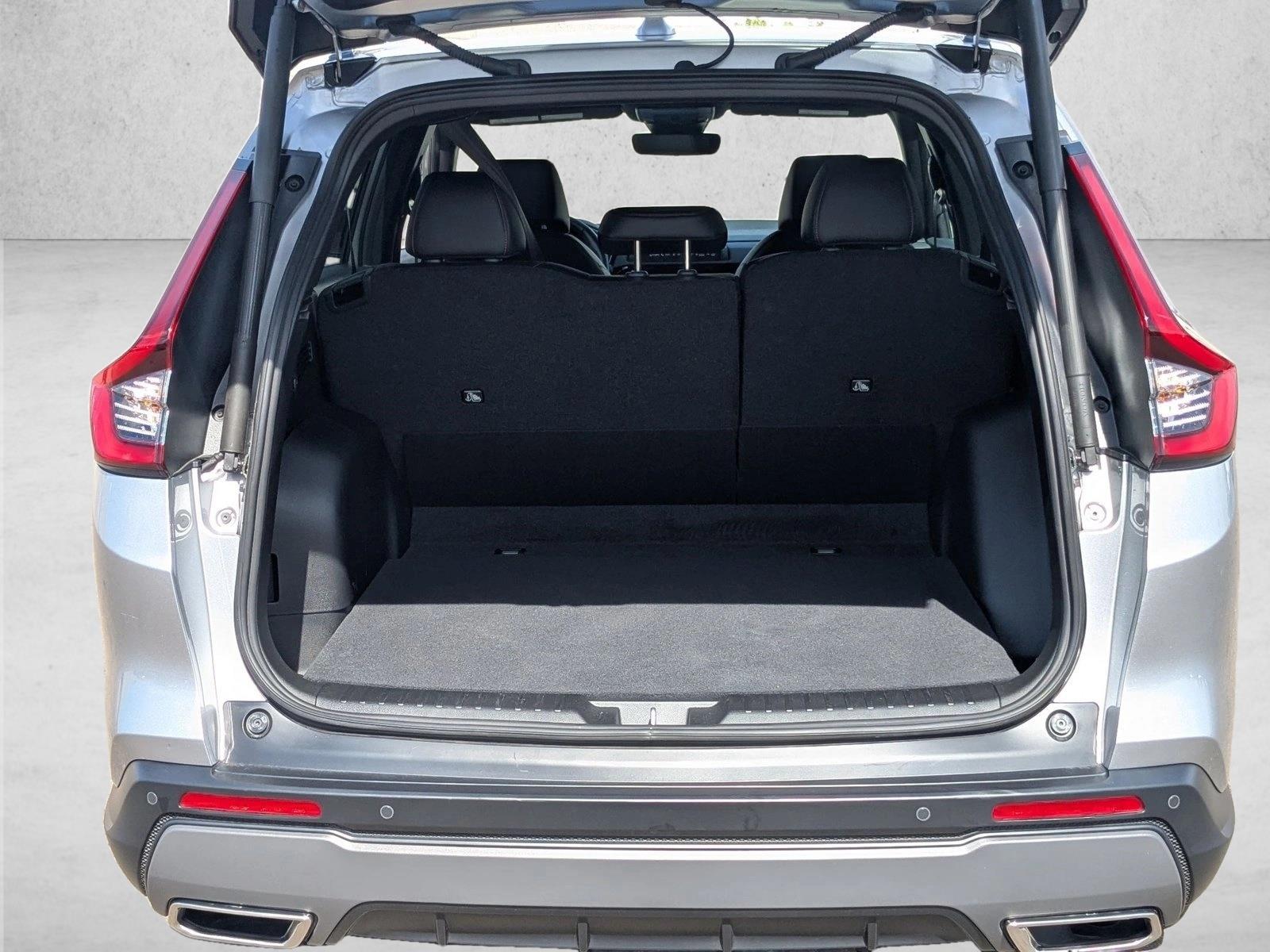 2025 Honda CR-V Hybrid Sport Touring photo 6