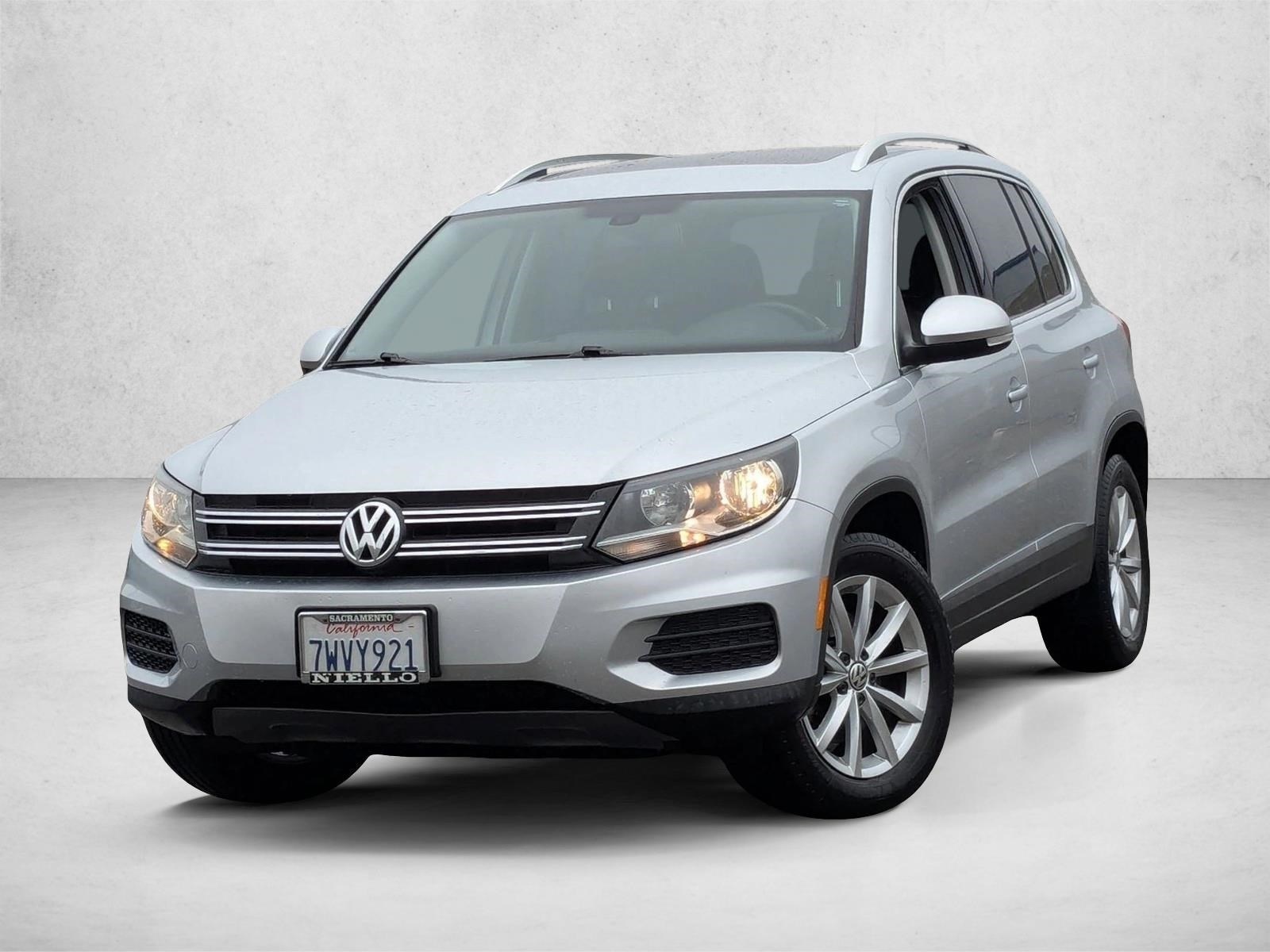 2017 Volkswagen Tiguan Wolfsburg Edition's photo