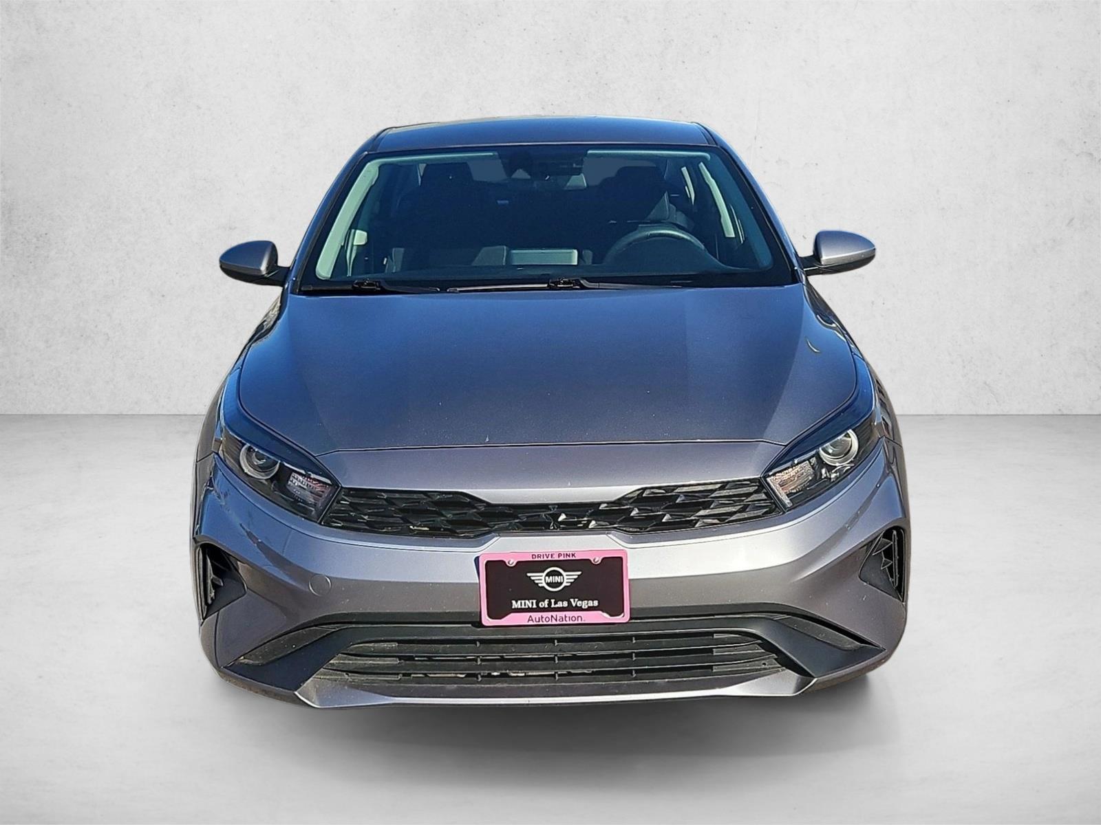 2023 Kia Forte LXS photo 2