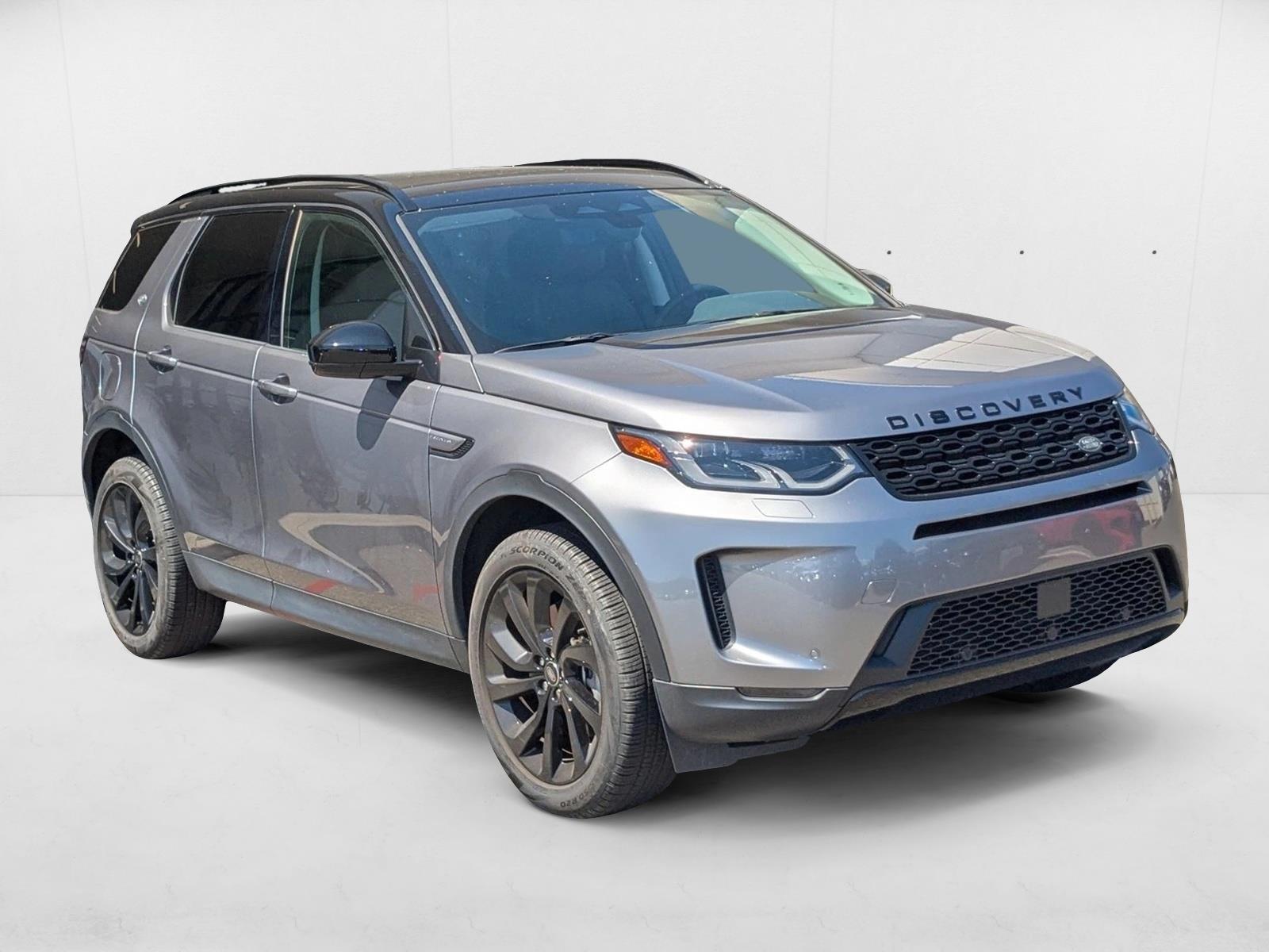 2022 Land Rover Discovery Sport SE photo 3