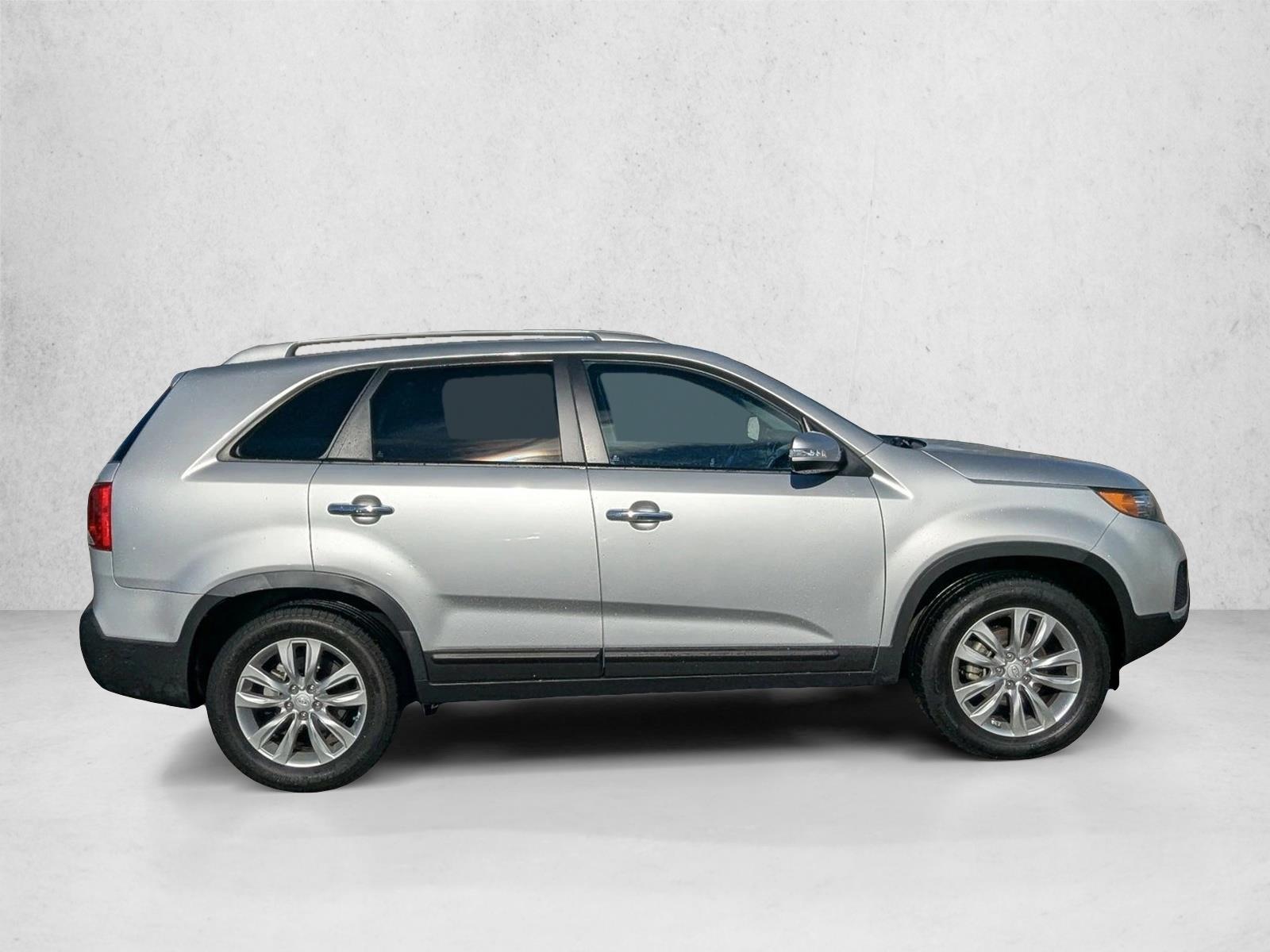 2011 Kia Sorento LX V6 photo 4