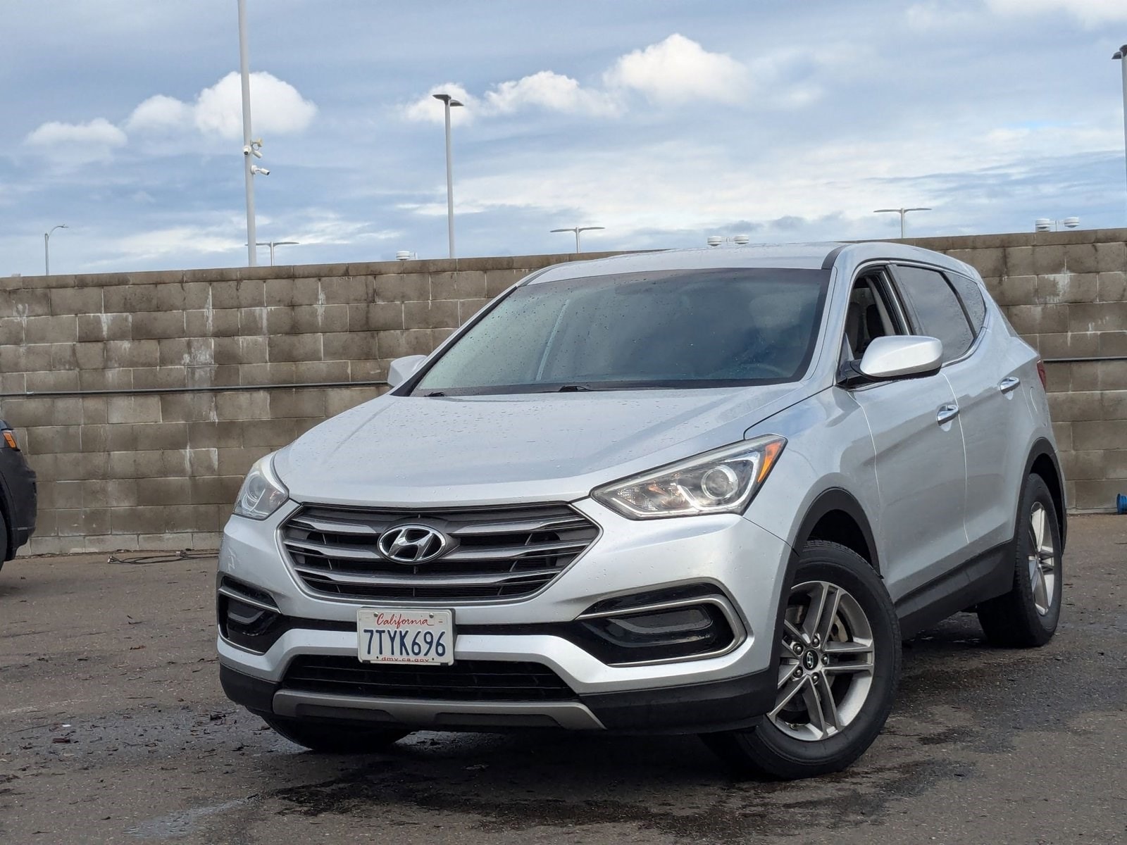 2017 Hyundai Santa Fe Sport's photo