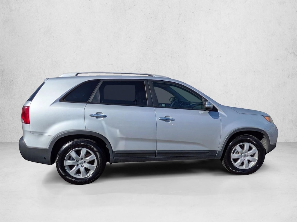 Used 2013 Kia Sorento LX V6 SUV