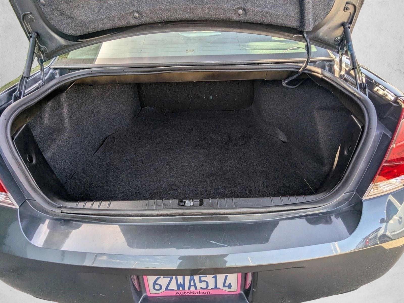 2013 Chevrolet Impala LT photo 6