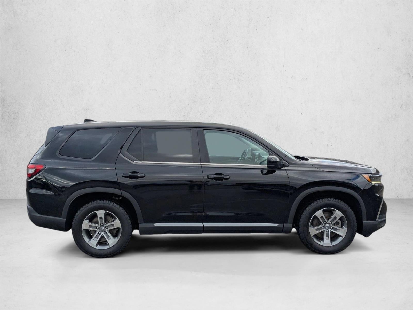 2023 Honda Pilot EX-L photo 3