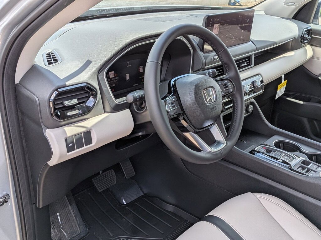 New 2026 Honda Pilot Touring S SUV
