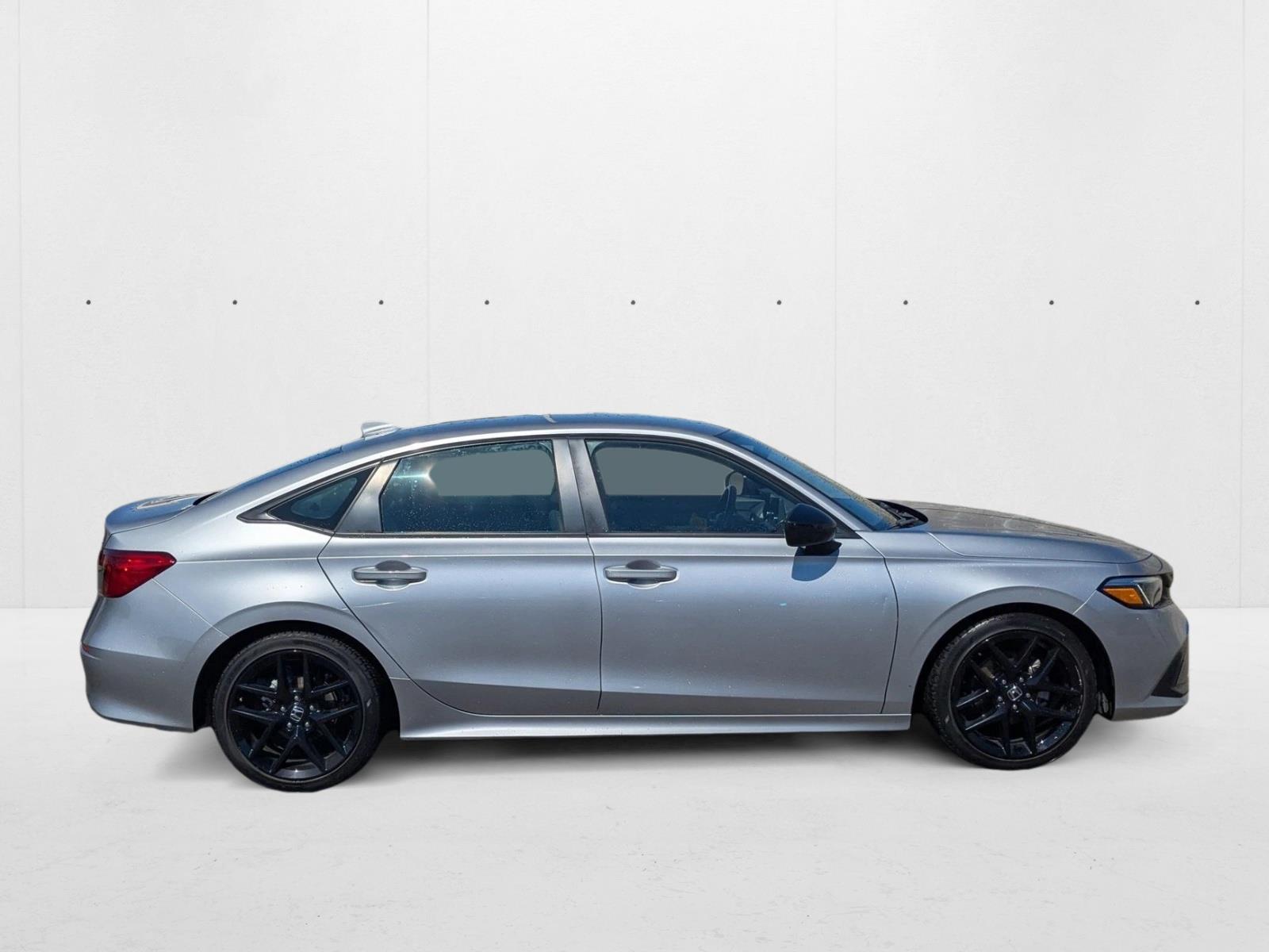 2022 Honda Civic Sport photo 3