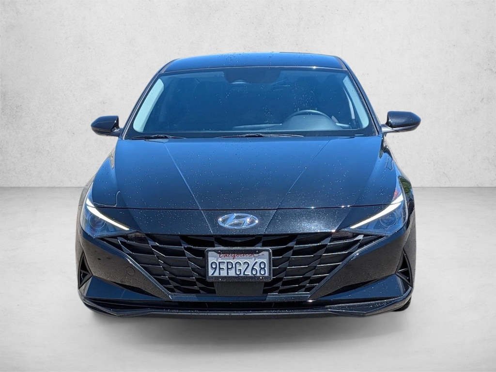 Used 2023 Hyundai Elantra SEL Sedan
