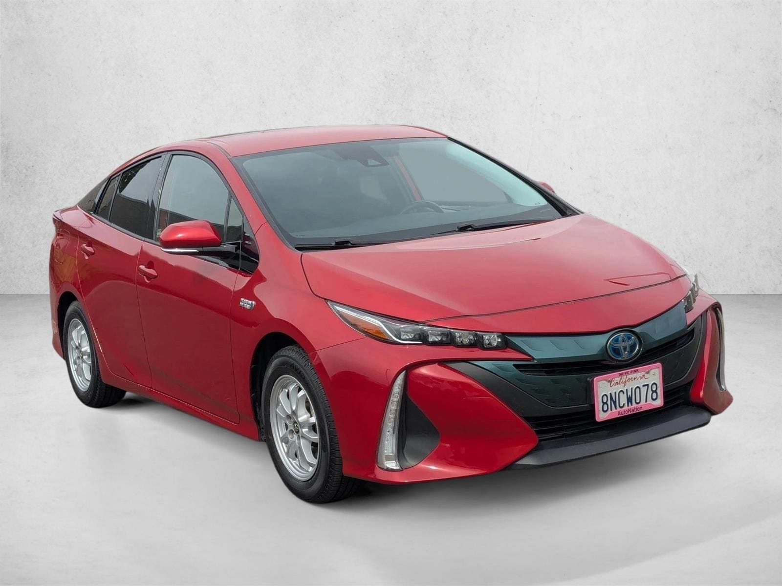 2020 Toyota Prius Prime LE photo 3