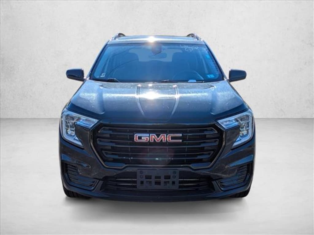 Used 2022 GMC Terrain SLE SUV