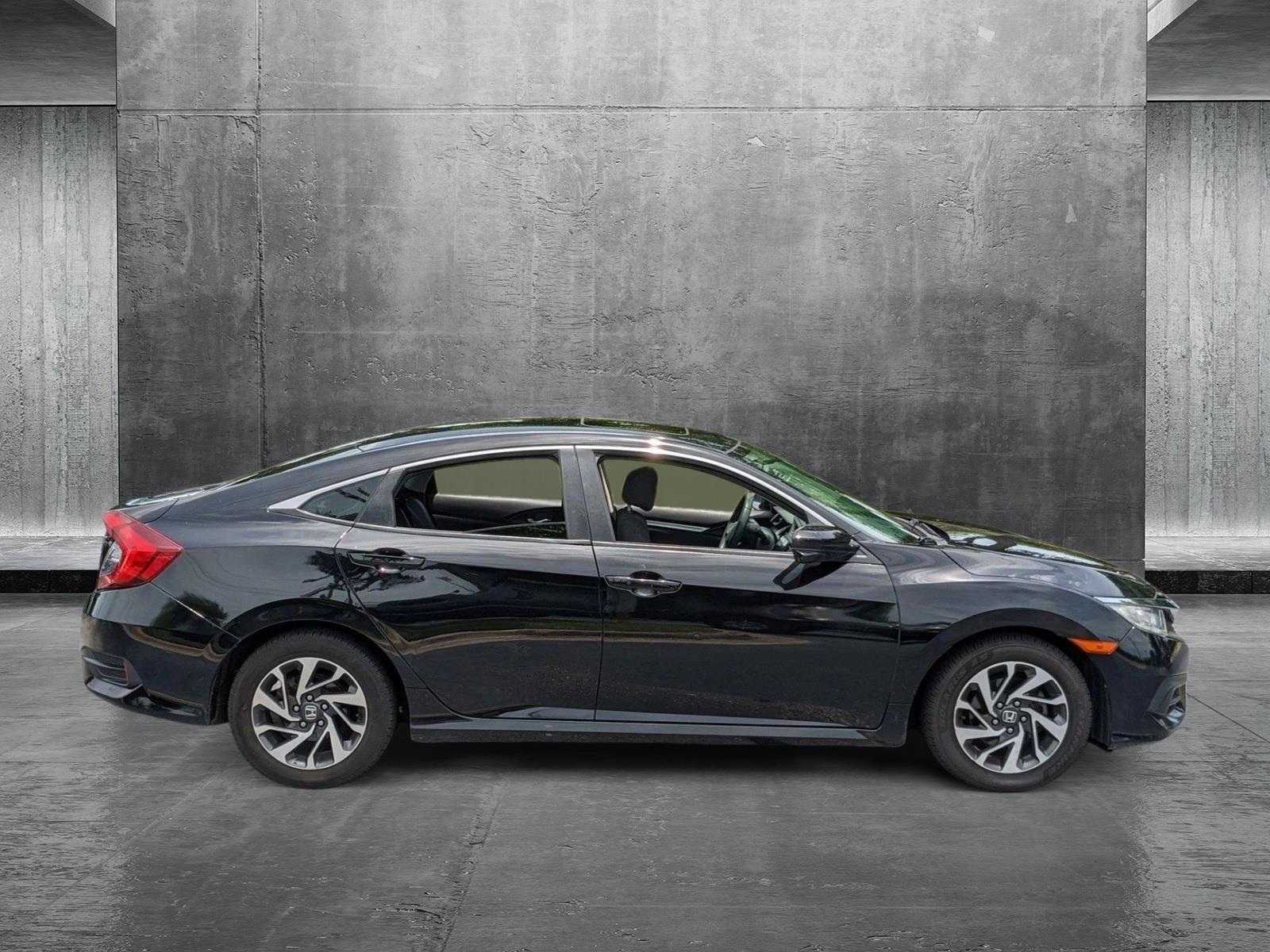 2016 Honda Civic EX photo 4