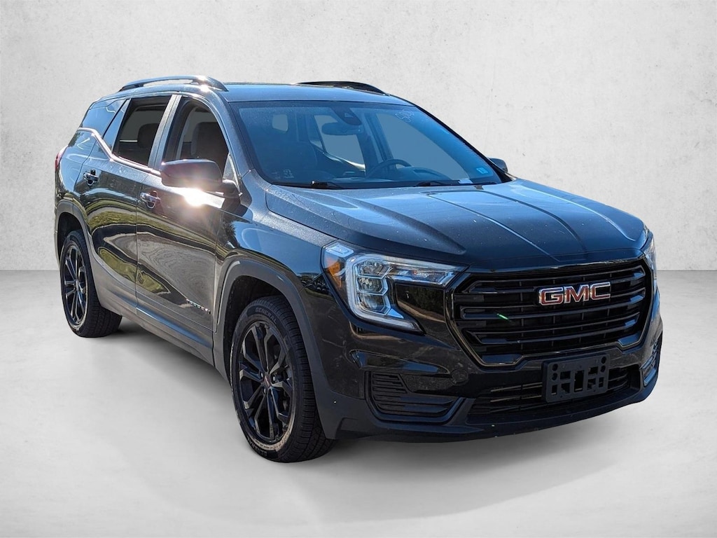 Used 2022 GMC Terrain SLE SUV