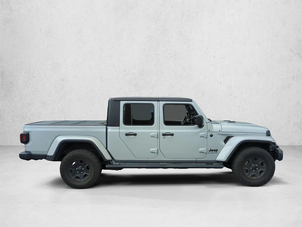 Used 2022 Jeep Gladiator Sport Truck Crew Cab