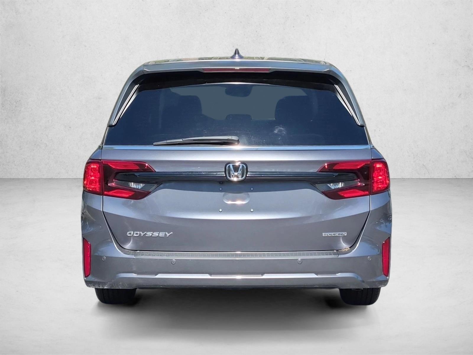 2026 Honda Odyssey Touring - Photo 7