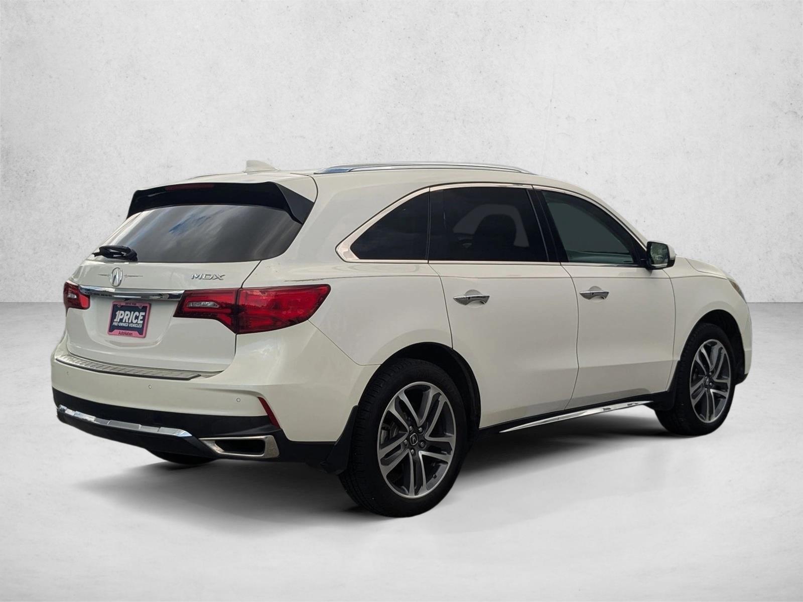 2017 Acura MDX Advance photo 2