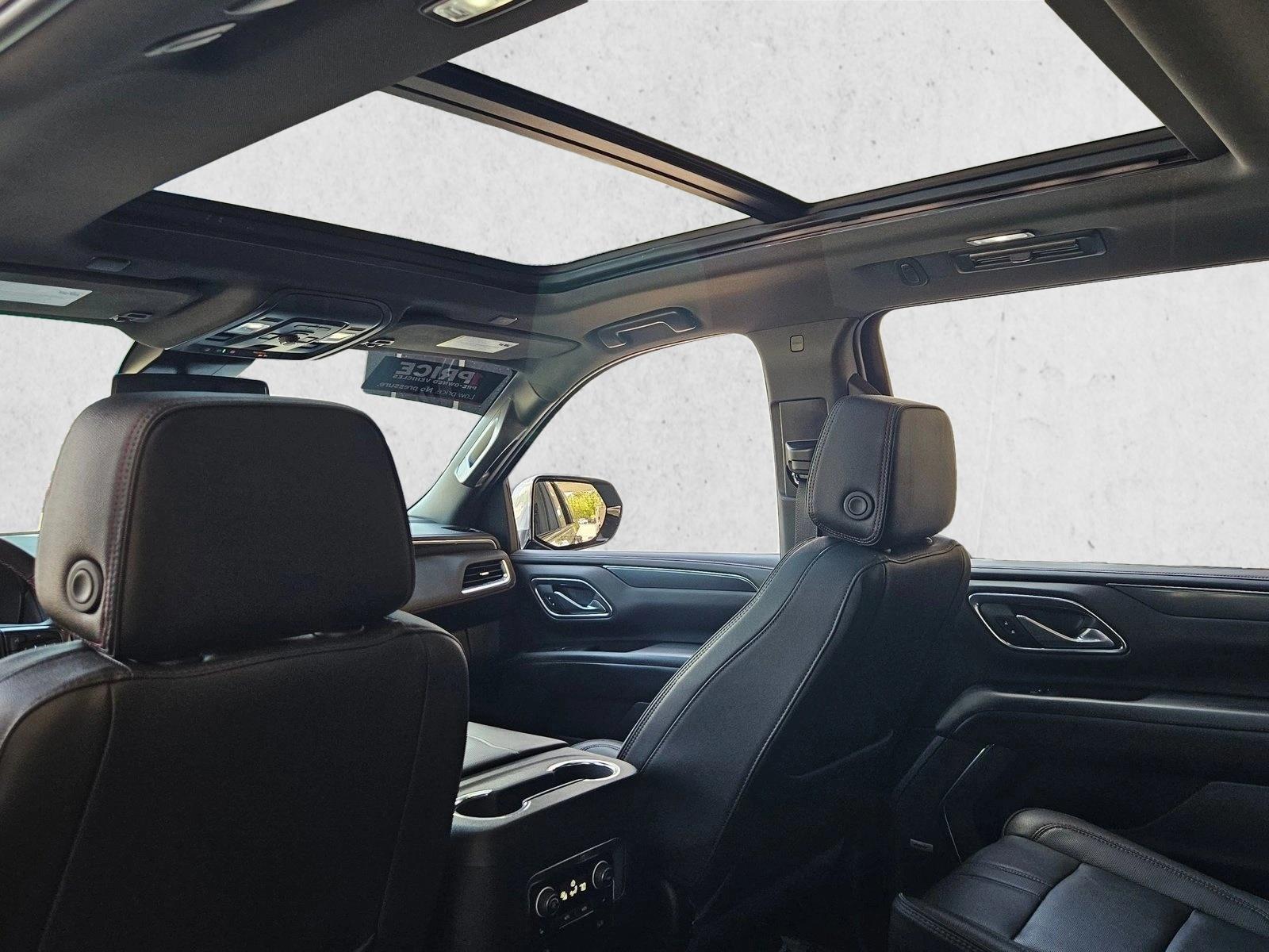 2023 Chevrolet Suburban RST - Photo 20