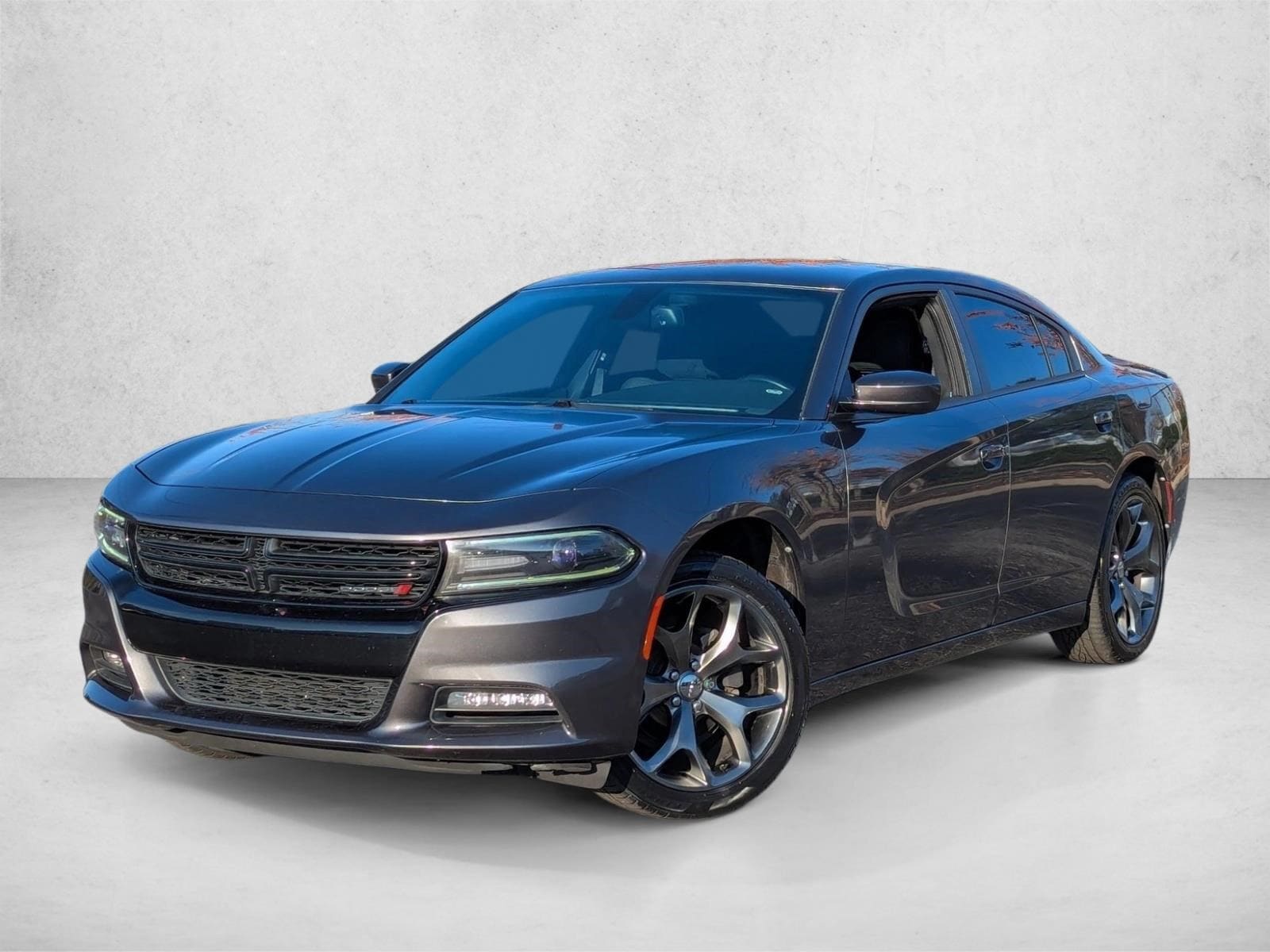 2016 Dodge Charger SXT's photo