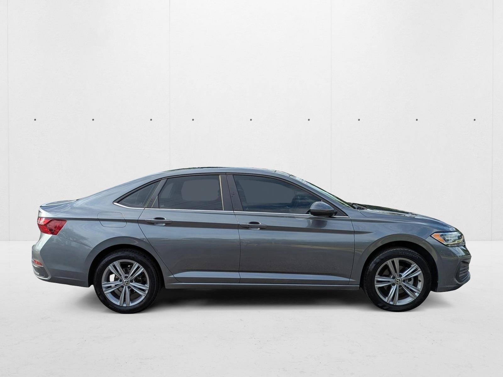 2022 Volkswagen Jetta 1.5T SE photo 4