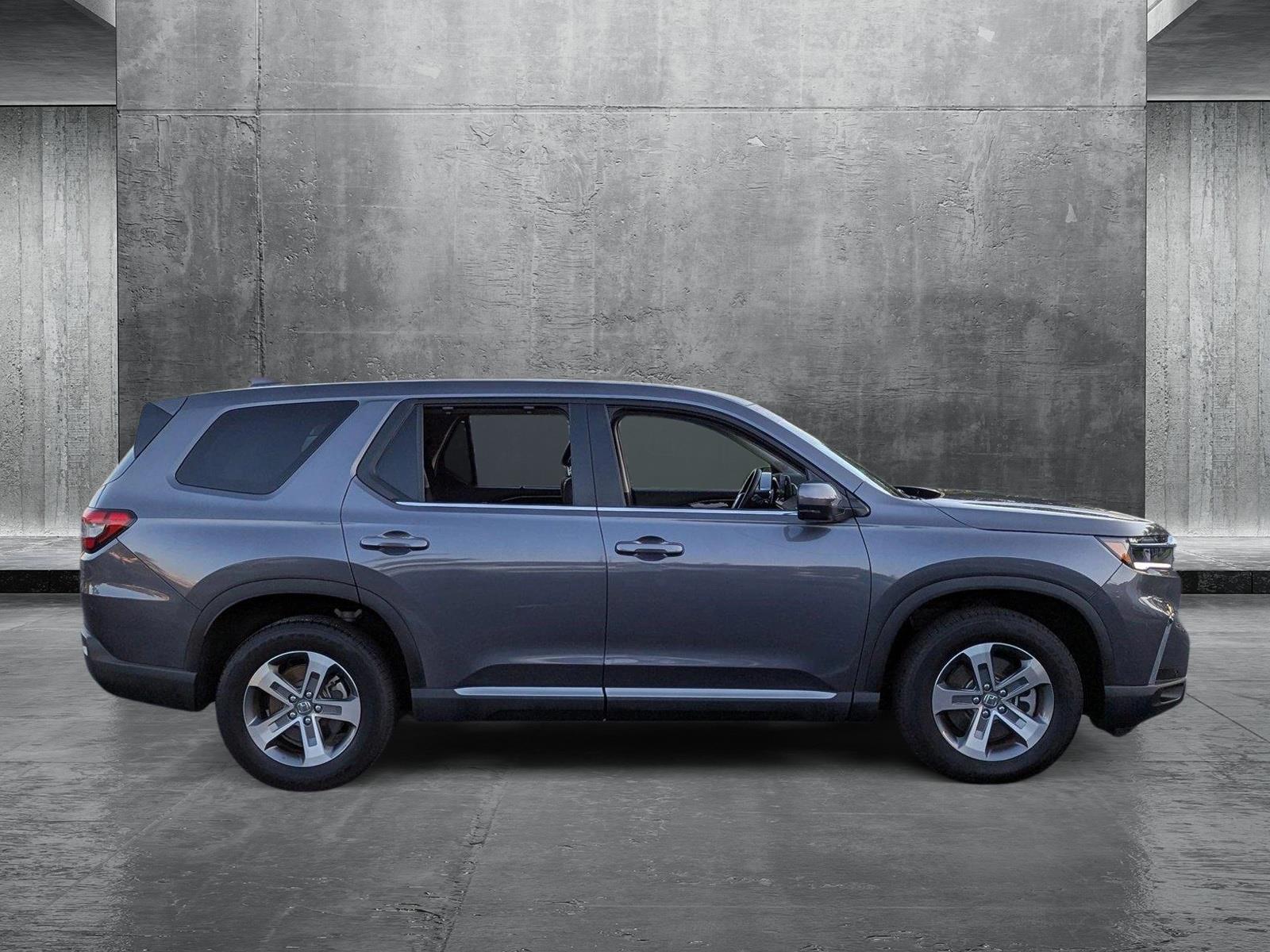 2025 Honda Pilot EX-L photo 4