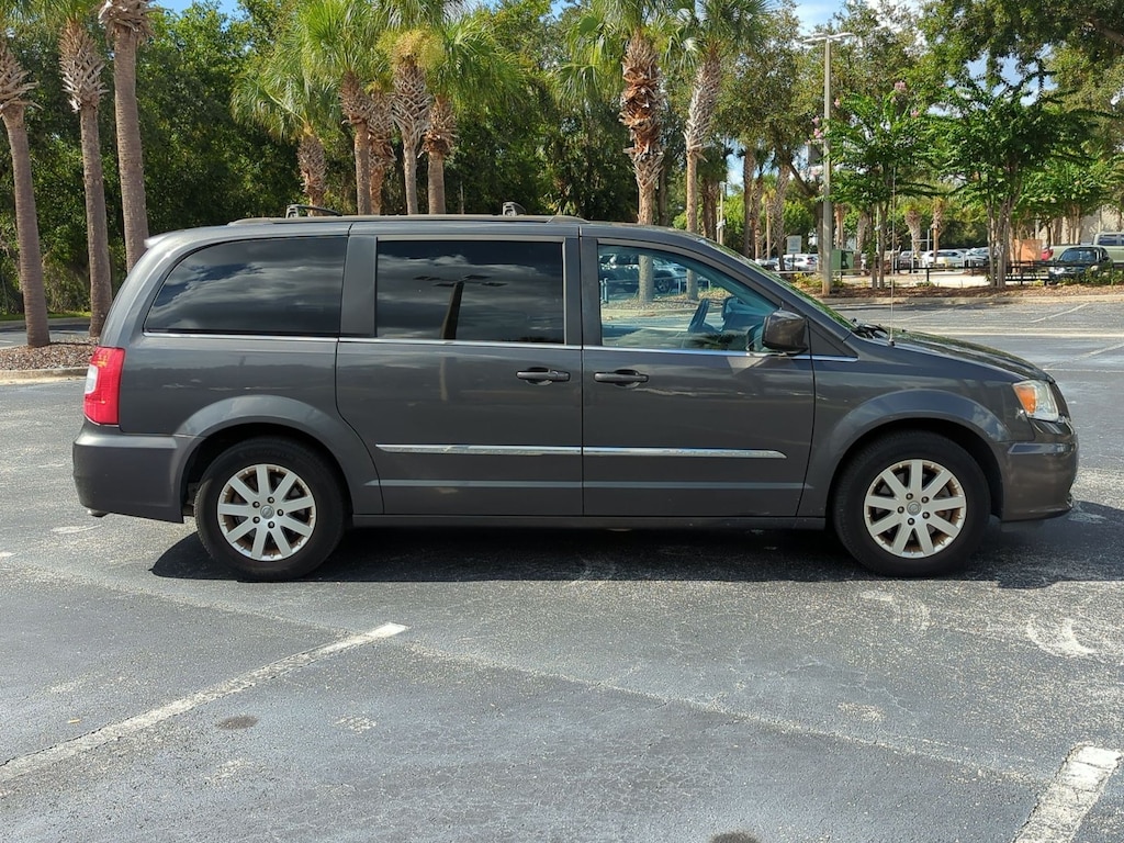 Used 2016 Chrysler Town & Country Touring Van LWB Passenger Van